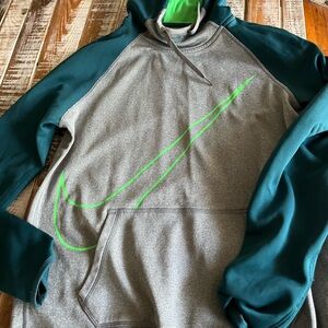 Nike workout bundle ( Dri-FIT Hoodie and matching shoes)